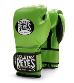 Cleto Reyes Velcro Sparring Boxing Gloves -Venu Boxing Shop cleto velcro green 3