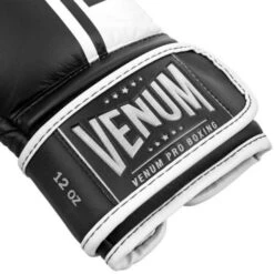 Venum Shield Boxing Gloves - Velcro 9 Venum Shield Boxing Gloves - Velcro -Venu Boxing Shop shield velcro 4