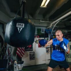 TITLE Body Snatcher Bag 6 TITLE Body Snatcher Bag -Venu Boxing Shop tb3015b