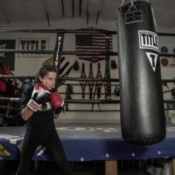 TITLE Traditional Heavy Punchbag -Venu Boxing Shop title traditional heavy punchbag 5