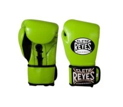 Cleto Reyes Universal Training Boxing Gloves -Venu Boxing Shop training gloves green 570x494 1