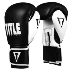 TITLE Dynamic Strike Heavy Bag Gloves -Venu Boxing Shop xdbg bk wh 01